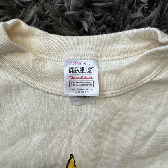 Like new Hanna Andersson Christmas Charlie Brown pajama set retails 65.00 - Picture 4 of 4